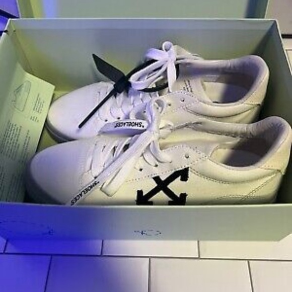 Off-White Womens Vulcanized Low Top Sneakers EU 40, US10 White Black Gray Canvas - Picture 2 of 3